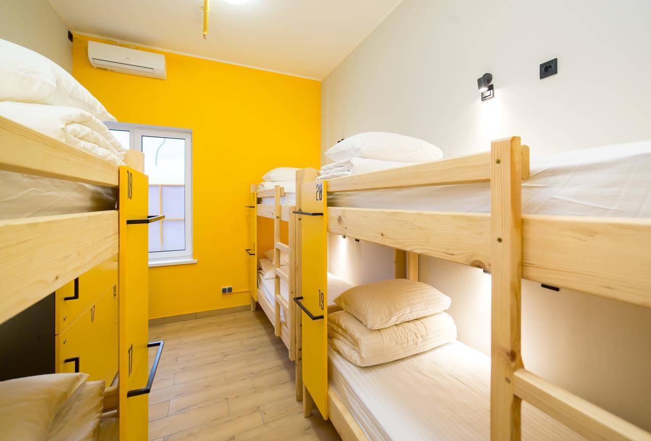 HOTEL Bee Station Kiew Exterior foto