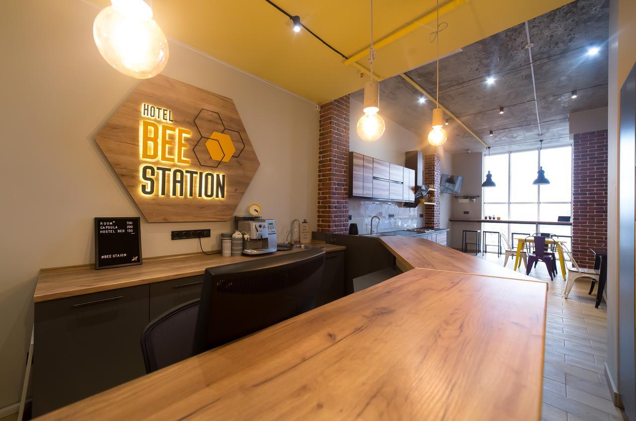HOTEL Bee Station Kiew Exterior foto