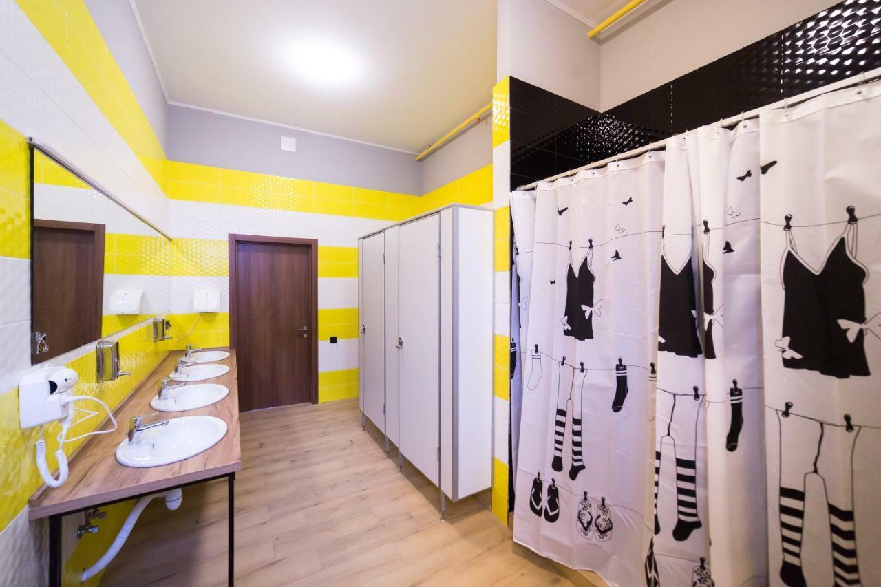 HOTEL Bee Station Kiew Exterior foto
